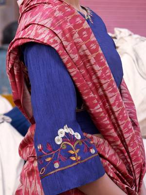Pink ethnic motifs printed saree 5