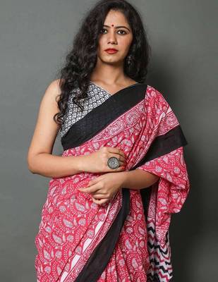 Pink ethnic motifs silk cotton saree 4