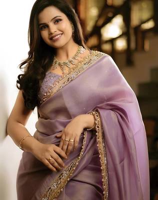 Mauve embellished tissue saree 3
