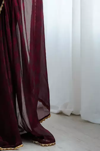 Maroon maroon embellished  chiffon sarees