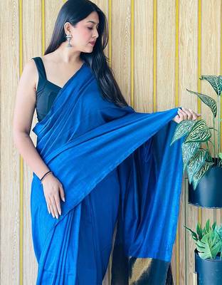 Teal  cotton saree with blouse piece 4
