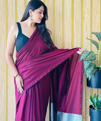 Burgundy  cotton saree with blouse piece 4