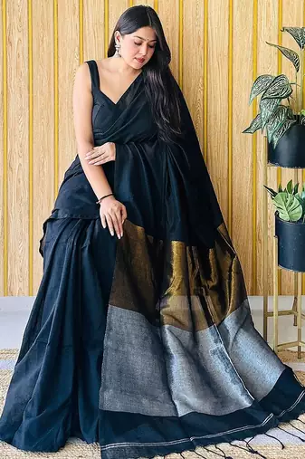 Black colourblocked  cotton saree