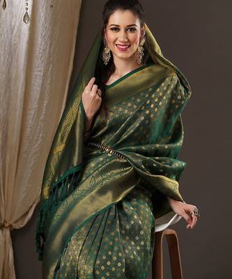 Green woven design zari  georgette kanjeevaram saree 4