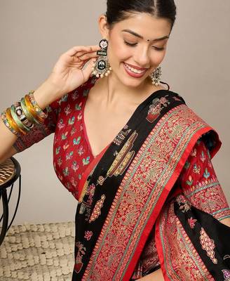 Black ethnic motifs printed zari banarasi saree with matching blouse 5
