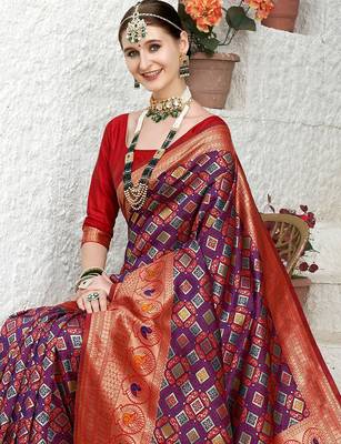 Red red & purple ethnic motifs woven design zari art silk kanjeevaram saree 4