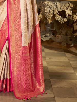 Cream floral zari kanjeevaram saree 5