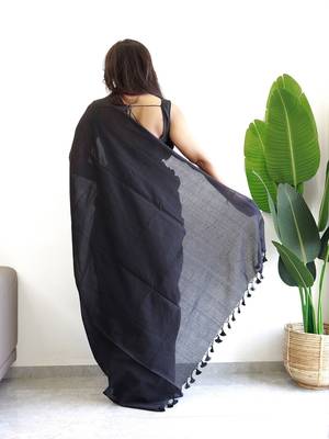 Black tasseled border  cotton saree 3