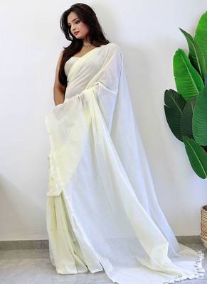 Off white  cotton saree with blouse piece 3