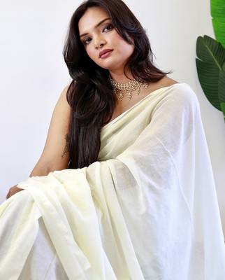 Off white  cotton saree with blouse piece 5