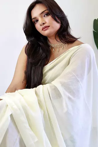Off white  cotton saree with blouse piece