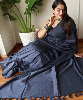 Navy blue  cotton plain saree 5
