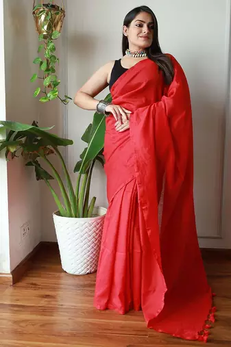 Red solid  cotton saree with blouse piece
