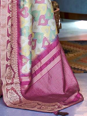Green green & pink woven design zari banarasi saree 4