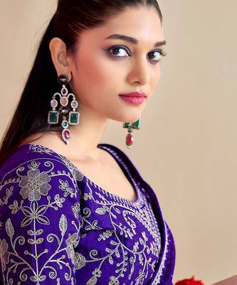 Blue bandhani beads and stones  georgette bandhani saree 3