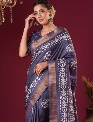 Violet women floral zari silk blend sungudi saree 3