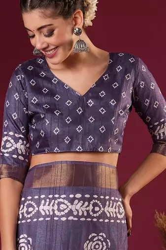 Violet women floral zari silk blend sungudi saree