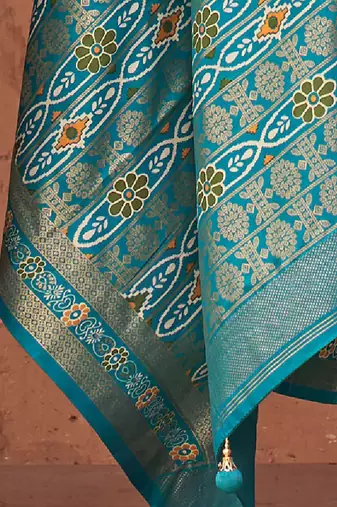 Pink pink & blue ethnic motifs woven design zari banarasi saree