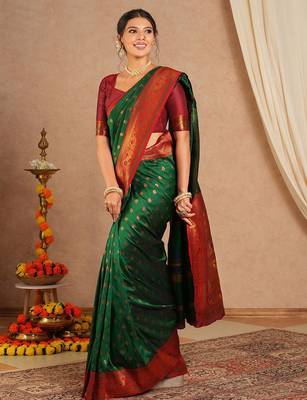 Green woven design zari silk blend paithani saree 3