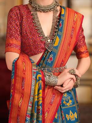 Navy blue ethnic motifs zari navy blue silk blend patola saree 4