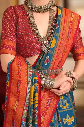 Navy blue ethnic motifs zari navy blue silk blend patola saree