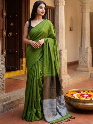 Green zari  cotton khadi saree 4