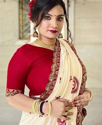 Off white ethnic motifs beads and stones block print saree 3