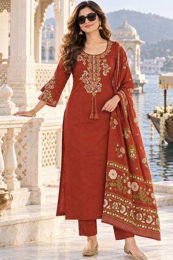 women ethnic motifs embroidered regular thread work  cotton kurta with trousers & with