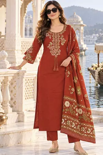 women ethnic motifs embroidered regular thread work  cotton kurta with trousers & with