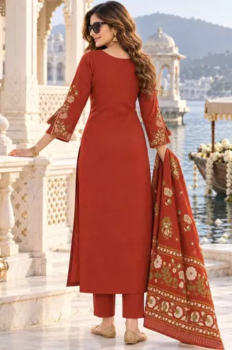 women ethnic motifs embroidered regular thread work  cotton kurta with trousers & with