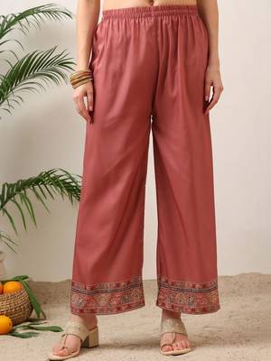 women ethnic motifs printed regular kurta with palazzos & with dupatta 7