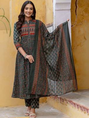 women ethnic motifs printed panelled mirror work  cotton kurta with trousers & with dupatta 1