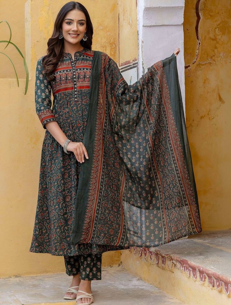 women ethnic motifs printed panelled mirror work  cotton kurta with trousers & with dupatta