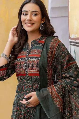 women ethnic motifs printed panelled mirror work  cotton kurta with trousers & with dupatta