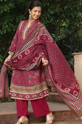 women ethnic motifs printed regular mirror work  cotton kurta with trousers & with dupatta