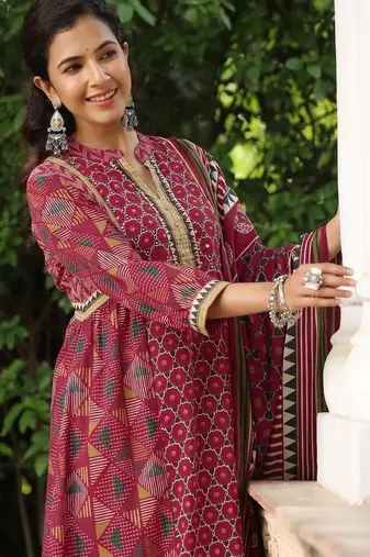 women ethnic motifs printed regular mirror work  cotton kurta with trousers & with dupatta