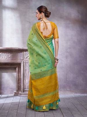 Teal women ethnic motifs linen blend paithani saree 4