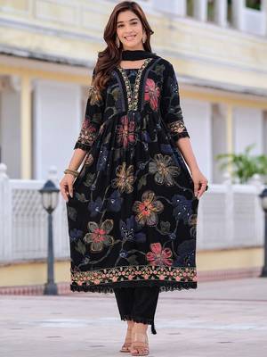 women floral printed regular thread work kurta with trousers & with dupatta 7