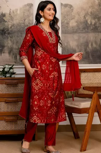 women ethnic motifs printed regular thread work kurta with trousers & with dupatta