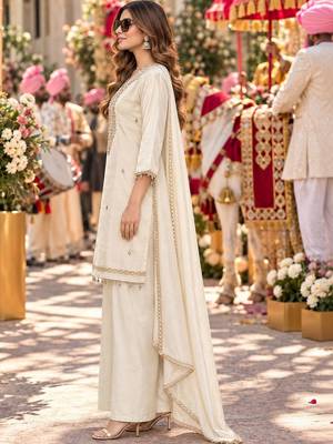 women ethnic motifs regular mirror work kurta with palazzos & with dupatta 3