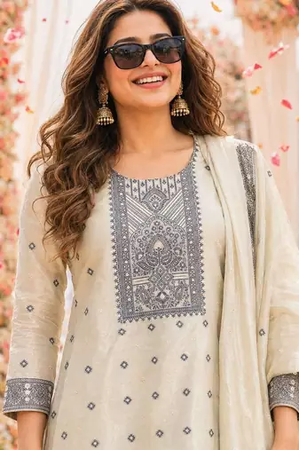 women ethnic motifs work kurta with trousers & with dupatta