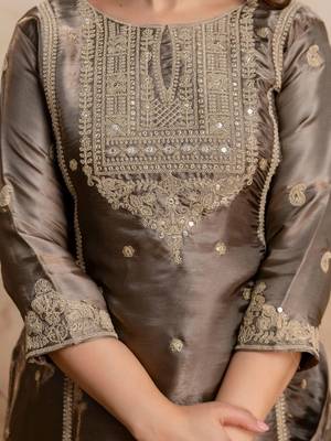 women embroidered regular kurta with palazzos & with dupatta 2