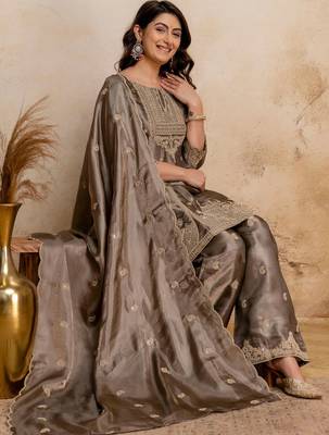 women embroidered regular kurta with palazzos & with dupatta 3