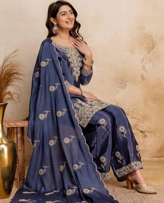 women embroidered regular kurta with palazzos & with dupatta 3