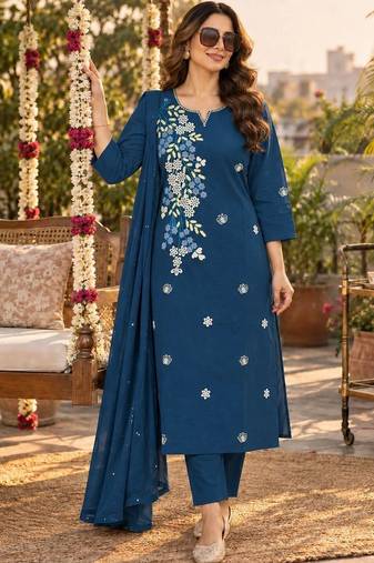 women floral embroidered regular thread work  cotton kurta with trousers & with dupatta