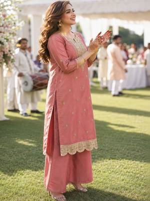 women ethnic motifs embroidered regular kurta with palazzos & with dupatta 3