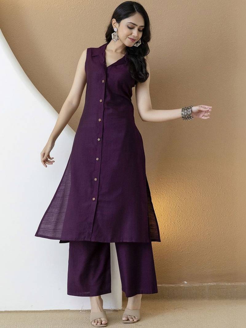 women regular kurta with palazzos