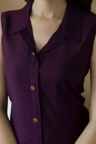 women regular kurta with palazzos