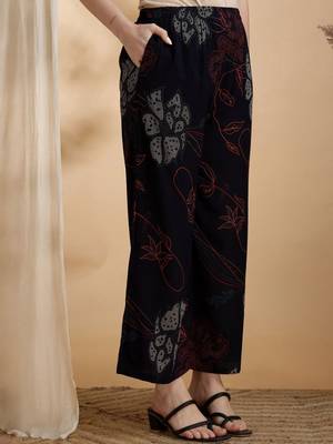floral printed v-neck sequinned straight kurta with palazzos 2