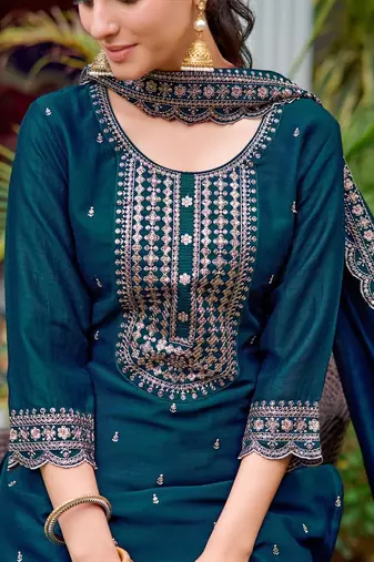 women ethnic motifs embroidered regular thread work kurta with patiala & with dupatta